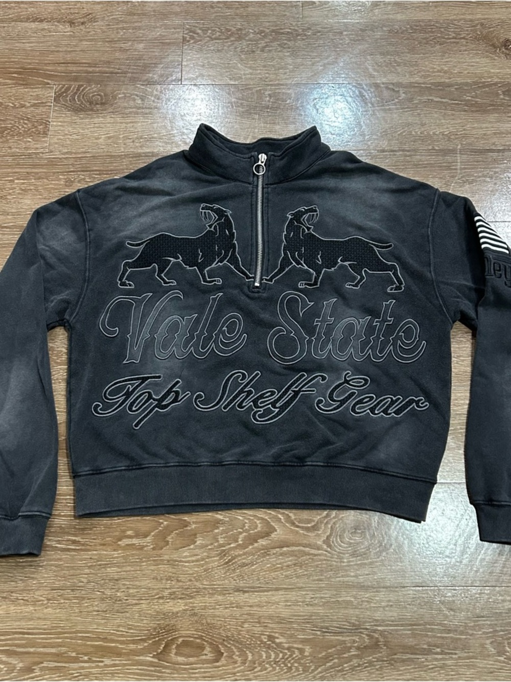 Vale Valley State Sweatshirt Pullover Large Black Panther Fade Gym Cover